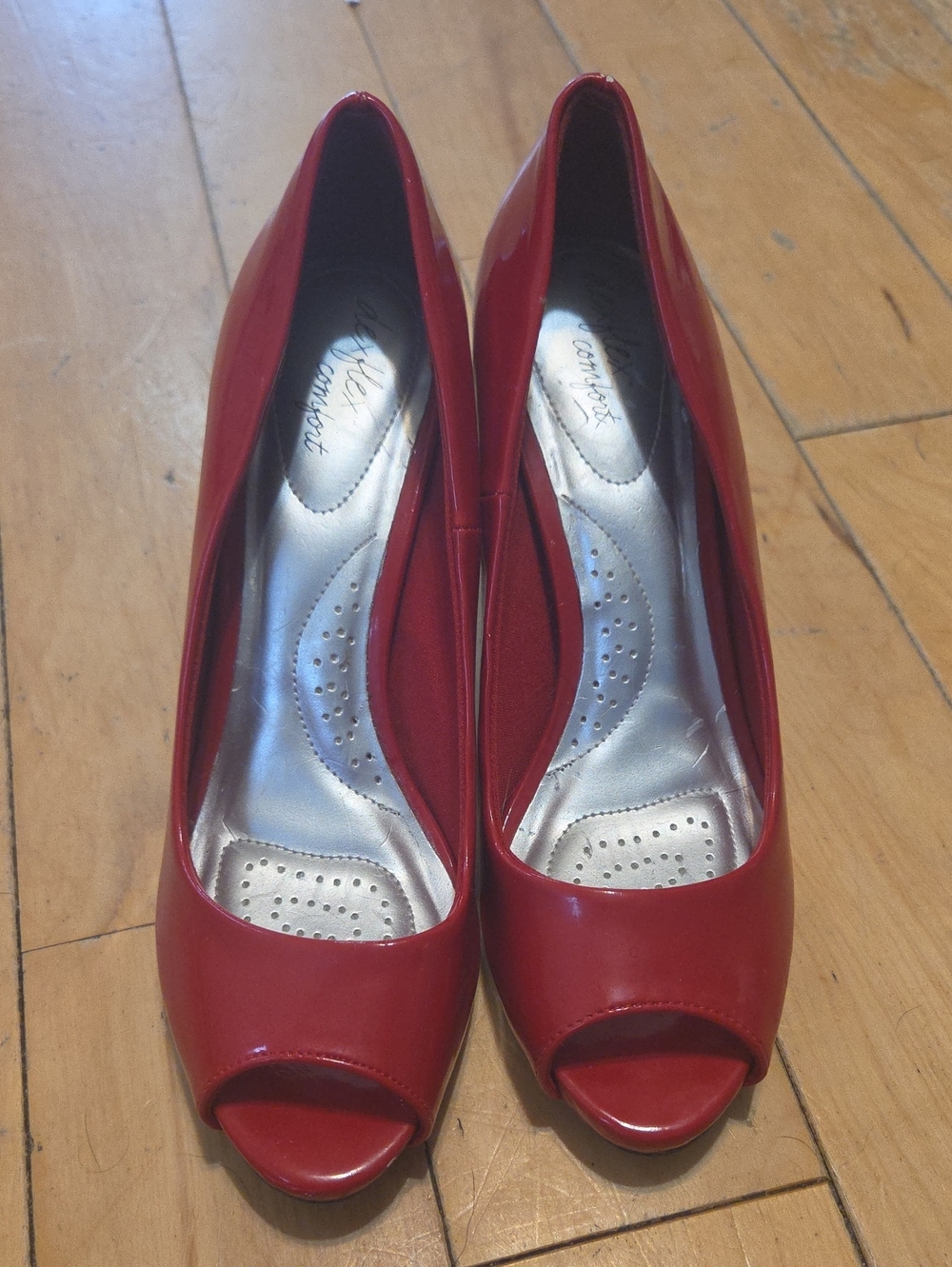 comfort plus by Predictions Red Patent Peep-Toe Pumps